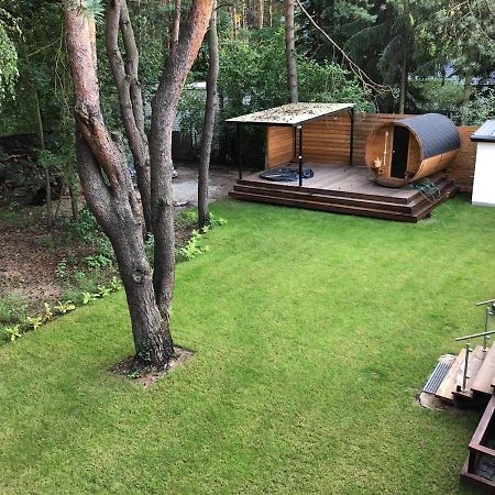 Luksusowy Apartament Pod Lasem, Otwock -Shared Garden, Sauna, Wood Hot Tub! Hot Tub Seasonal! Eksteriør billede