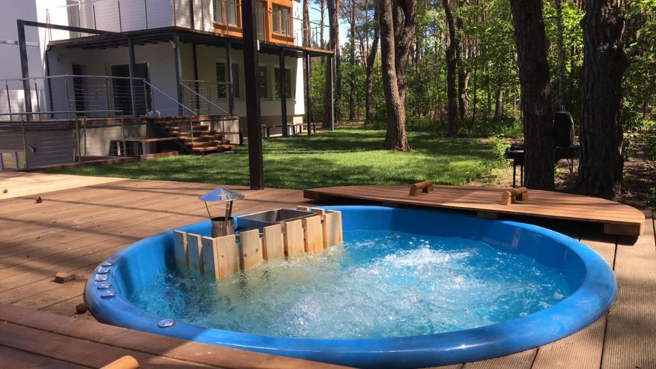 Luksusowy Apartament Pod Lasem, Otwock -Shared Garden, Sauna, Wood Hot Tub! Hot Tub Seasonal! Eksteriør billede